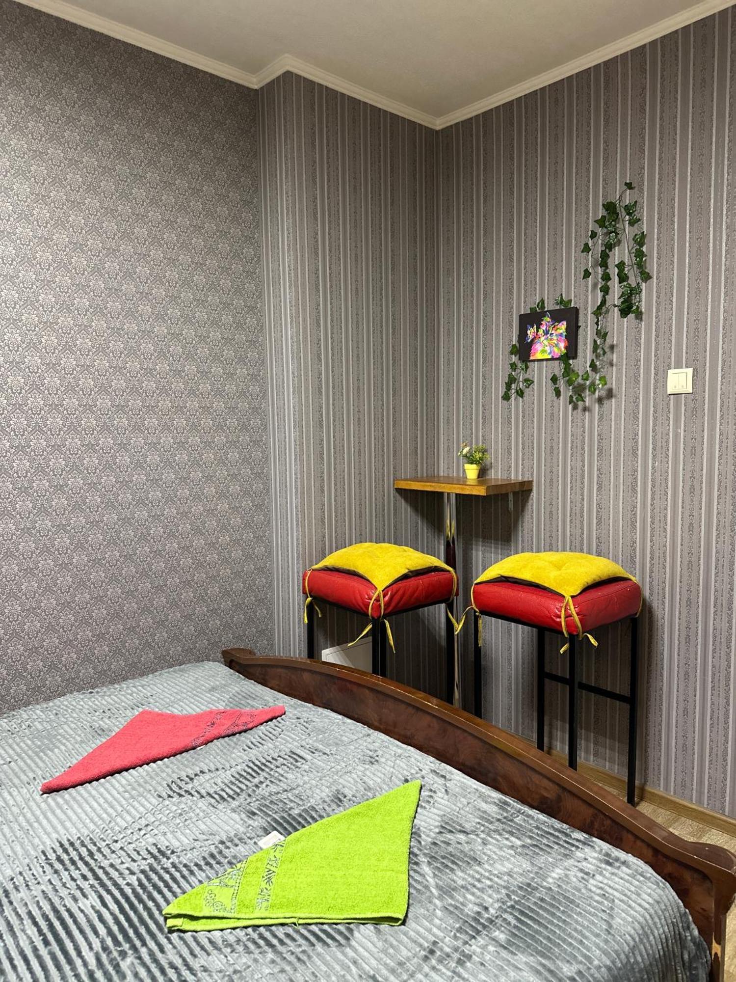 Ararat-Poznyaki Hostel Kiev Buitenkant foto